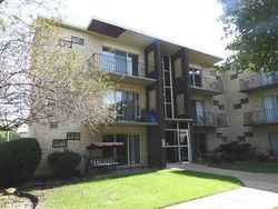 Foreclosure Listing in BERNICE RD APT 5 LANSING, IL 60438