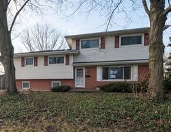 Foreclosure Listing in LOWDEN AVE GLEN ELLYN, IL 60137