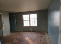 Foreclosure Listing in VILLAGE SQUARE DR DOVER, PA 17315