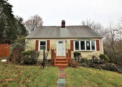  Val Dr, Stratford CT