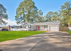 Foreclosure Listing in BAYWATER DR FAYETTEVILLE, NC 28304