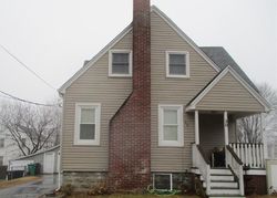 Foreclosure Listing in MEADOWBROOK AVE WARWICK, RI 02889