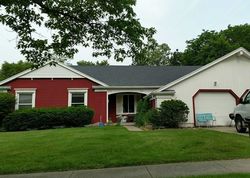  Canarsie Dr, Lansing MI