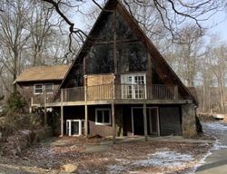 Foreclosure Listing in LONGVIEW AVE WATERFORD, CT 06385