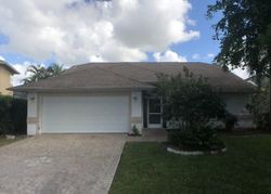 Foreclosure Listing in WEYMOUTH CIR NAPLES, FL 34112