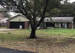 Foreclosure Listing in MARY LN MOUNT DORA, FL 32757