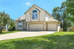 Foreclosure in  SE NEWBERRY PL Lees Summit, MO 64081