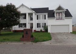  Hilltop Dr, Chesapeake VA