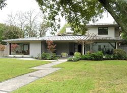  Royalshire Dr, Dallas TX
