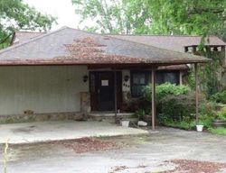 Foreclosure Listing in HICKS CIR CLINTON, TN 37716