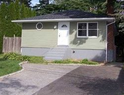 Foreclosure Listing in LAVENDER RD ROCKY POINT, NY 11778