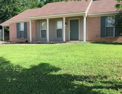 Foreclosure Listing in OAK LEAF DR OLIVE BRANCH, MS 38654