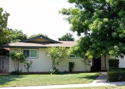  W Stuart Ave, Fresno CA
