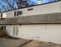 Foreclosure Listing in LEHIGH LN FARMINGVILLE, NY 11738