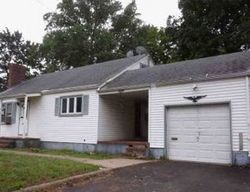 Foreclosure Listing in DOUGLAS AVE SOMERSET, NJ 08873