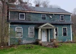  Petersham Rd, Athol MA