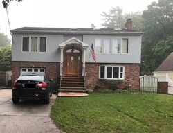Foreclosure Listing in PORTER PL BELLMORE, NY 11710