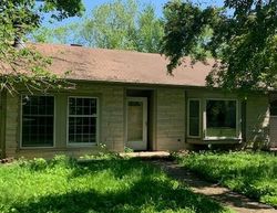 Foreclosure Listing in CHECKER RD LAKE ZURICH, IL 60047