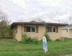 Foreclosure Listing in LONGFELLOW DR NEW ORLEANS, LA 70127