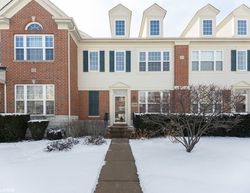  Langley Cir, Glenview IL