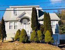 Foreclosure Listing in WOODVINE AVE OAKVILLE, CT 06779