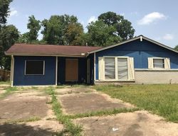 Foreclosure in  OAK KNOLL LN Houston, TX 77078
