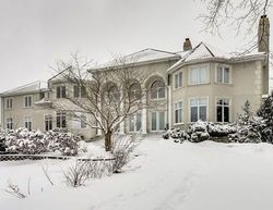  Falcon Lakes Dr, Barrington IL