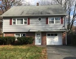 Foreclosure Listing in WILDWOOD TER RINGWOOD, NJ 07456