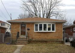 Foreclosure in  HETT AVE Staten Island, NY 10306