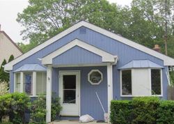  Oak Ave, Shirley NY