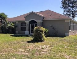 Foreclosure Listing in HEDGEWAY LN WESLEY CHAPEL, FL 33545