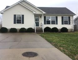  Oakmont Dr, Clarksville TN