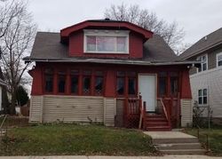  N 40th St, Milwaukee WI