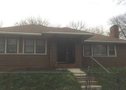  N Vel R Phillips Av, Milwaukee WI