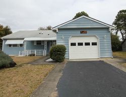  La Combe Ter, Toms River NJ