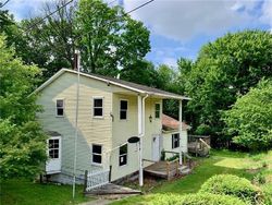 Foreclosure Listing in OAK DR NEW KENSINGTON, PA 15068