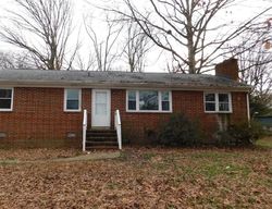 Foreclosure Listing in WIMBLEDON DR RICHMOND, VA 23224