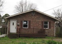 Foreclosure Listing in INSTITUTE DR HAMPTON, VA 23663