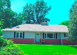 Foreclosure Listing in ROSEWOOD LN CHILLICOTHE, MO 64601