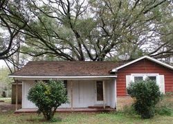 Foreclosure in  KLEINPETER RD Baton Rouge, LA 70811