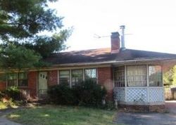  Goldsmith Ln, Louisville KY