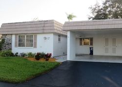 Foreclosure Listing in RIVERBLUFF PKWY # V-207 SARASOTA, FL 34231