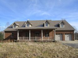 Foreclosure in  ROUND MOUNTAIN RD Irvine, KY 40336