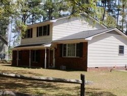  Partridge Dr, Fayetteville NC