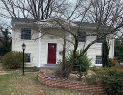 Foreclosure Listing in GUM LN WOODBRIDGE, VA 22193