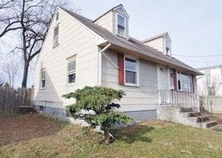 Foreclosure Listing in CHELTON AVE BURLINGTON, NJ 08016