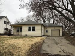 Foreclosure Listing in SE WISCONSIN AVE TOPEKA, KS 66605