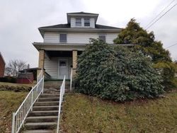 Foreclosure Listing in E LUTTON ST NEW CASTLE, PA 16101