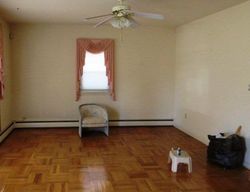 Foreclosure Listing in ARNOLD AVE WILLOW GROVE, PA 19090