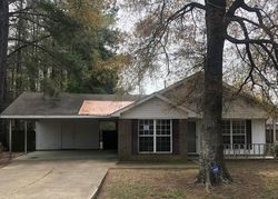 Foreclosure Listing in HEMLOCK ST COLUMBUS, MS 39702